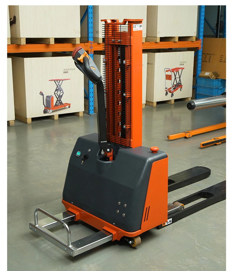 SINOLIFT CDDYG-Z fully electric self-loading pallet stacker for compatible trucks, with up to 1,000 kg capacity and a 24 V / 40 Ah lithium battery.