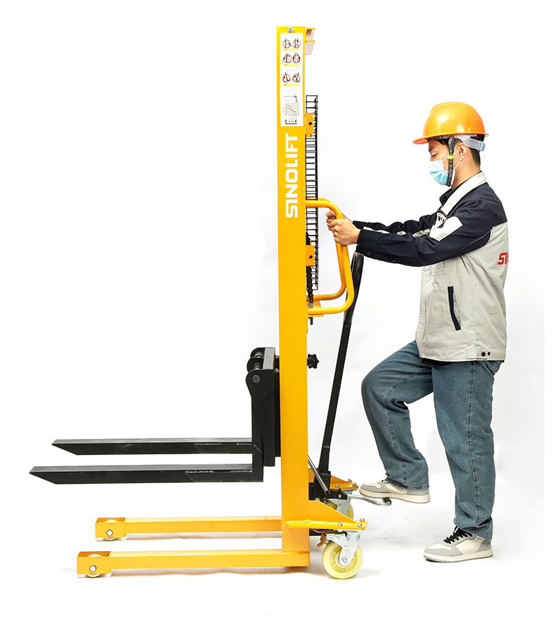 manual hydraulic stacker