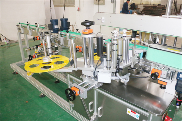 three stickers labeling machine