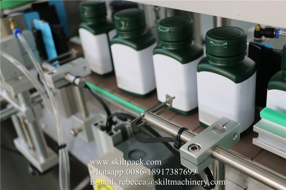 square bottle labeling machine l square bottle label applicator SKILT Machinery