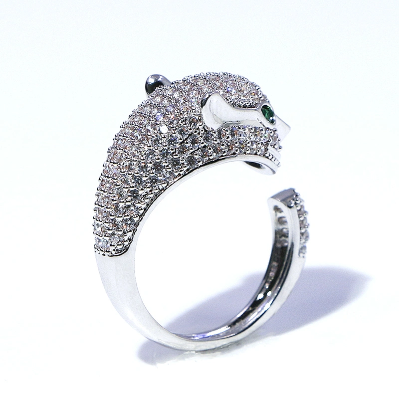 Hip hop iced out cubic zirconia open leopard animal shaped finger ring