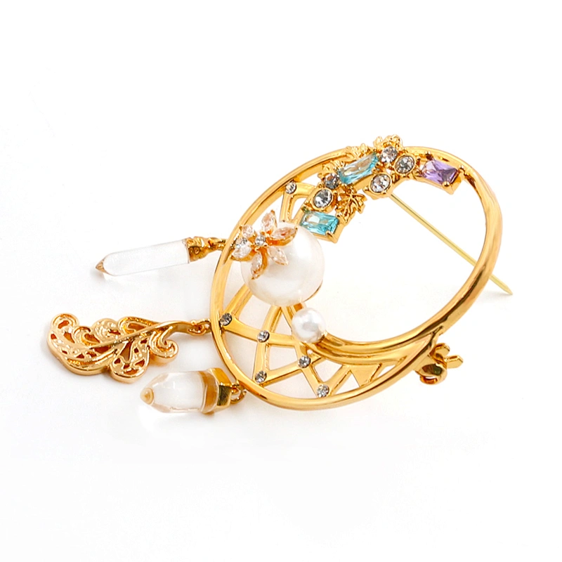 Fashion jewelry gold plated charms brooch in brass