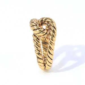 Fashion design twisted rope gold plated ring for girl