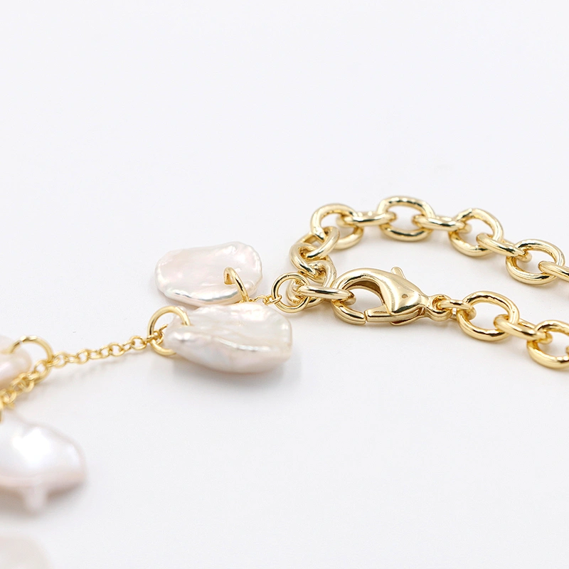 Fashion Design Flat Pearl Necklace