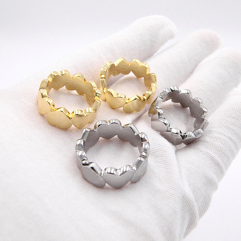 Fashion design heart shape brass gold plated band ring for gift