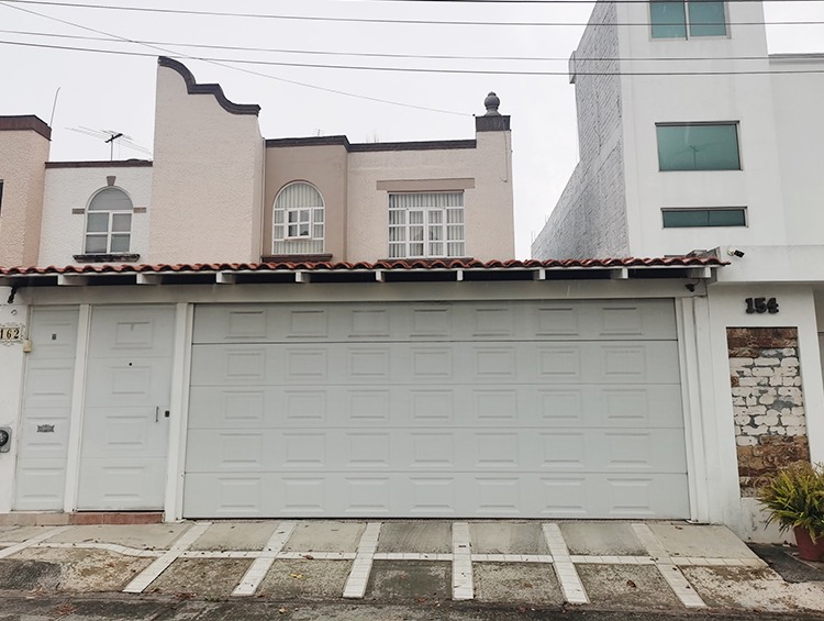how to repair manual garage door