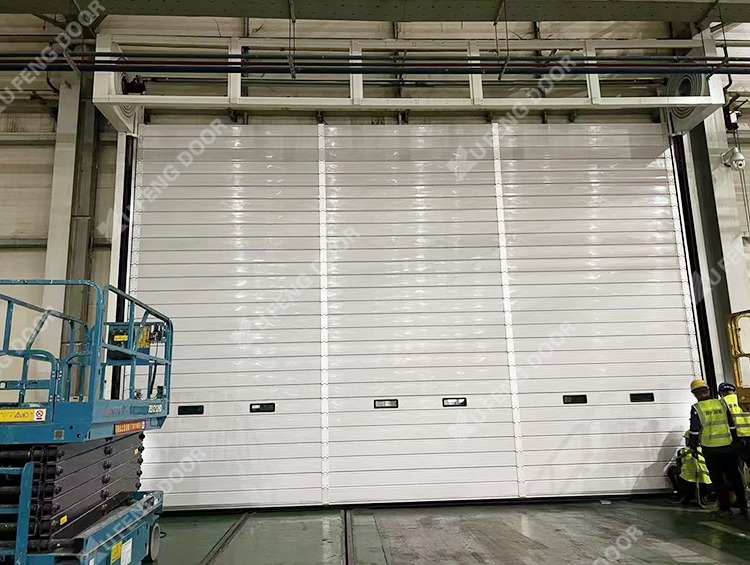 vida útil de las puertas rápidas de aluminio