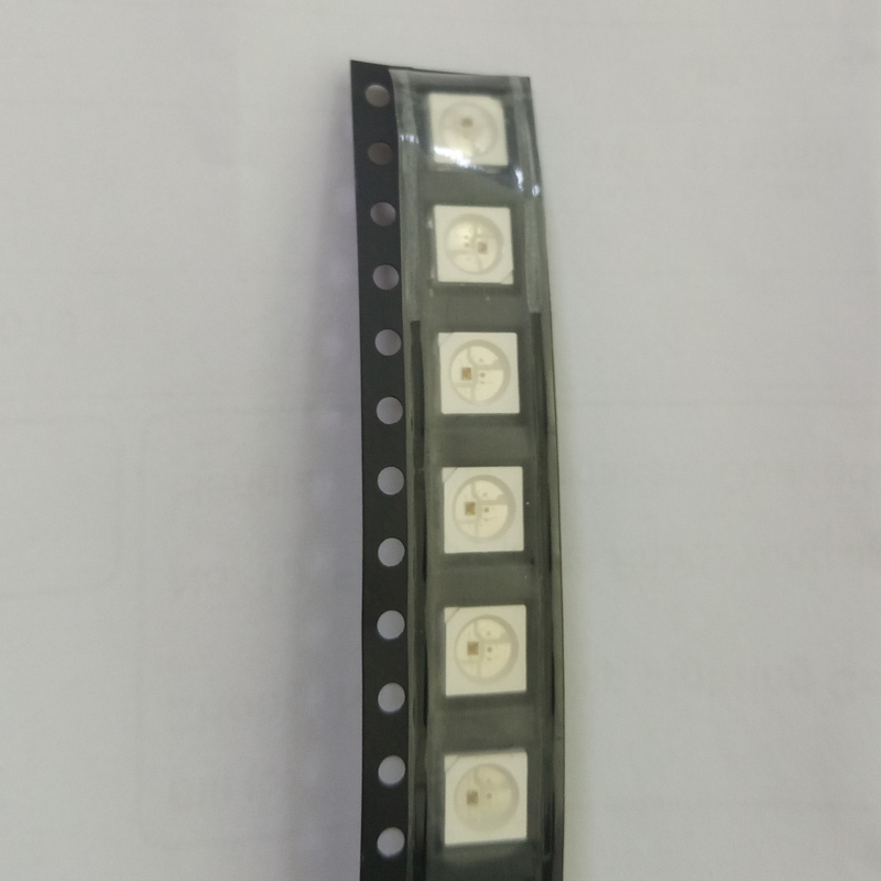 SK6812 IC