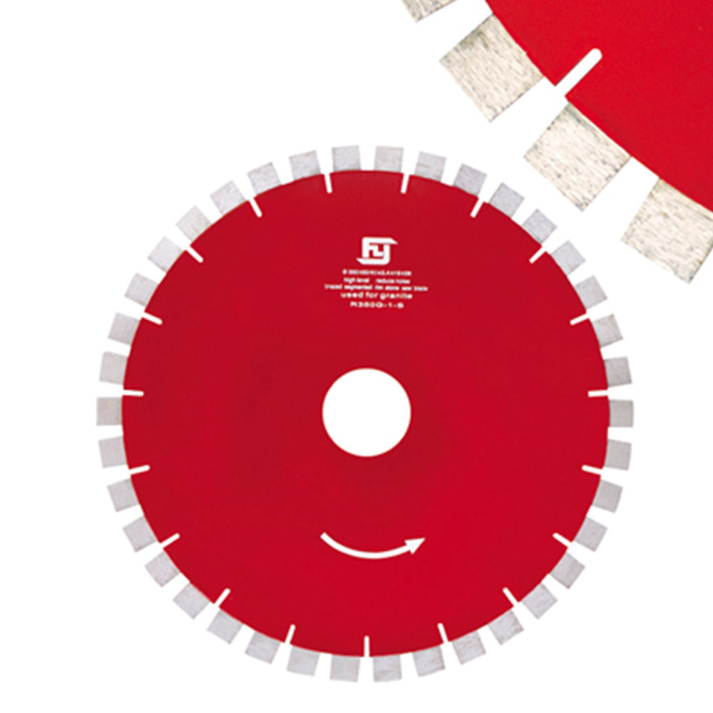 Sandwich cutting blade