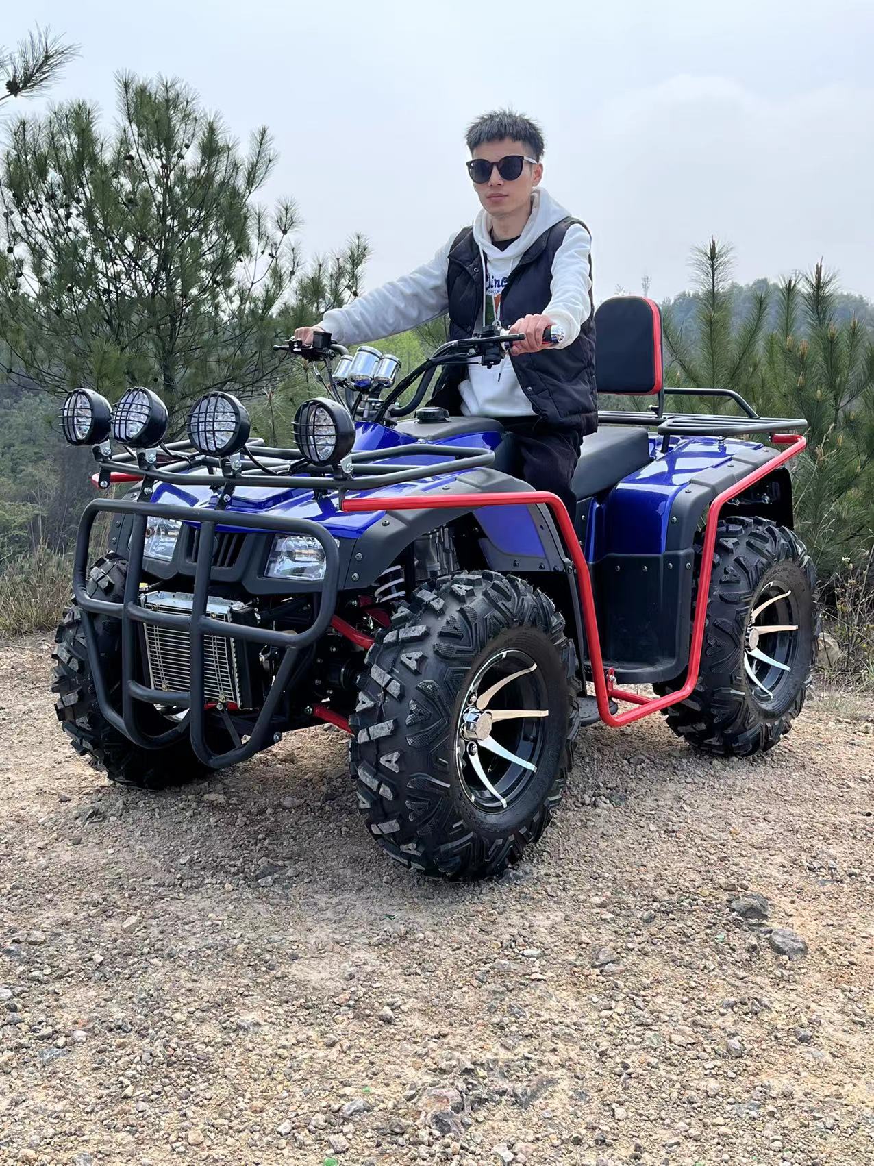 4*4 quad bike