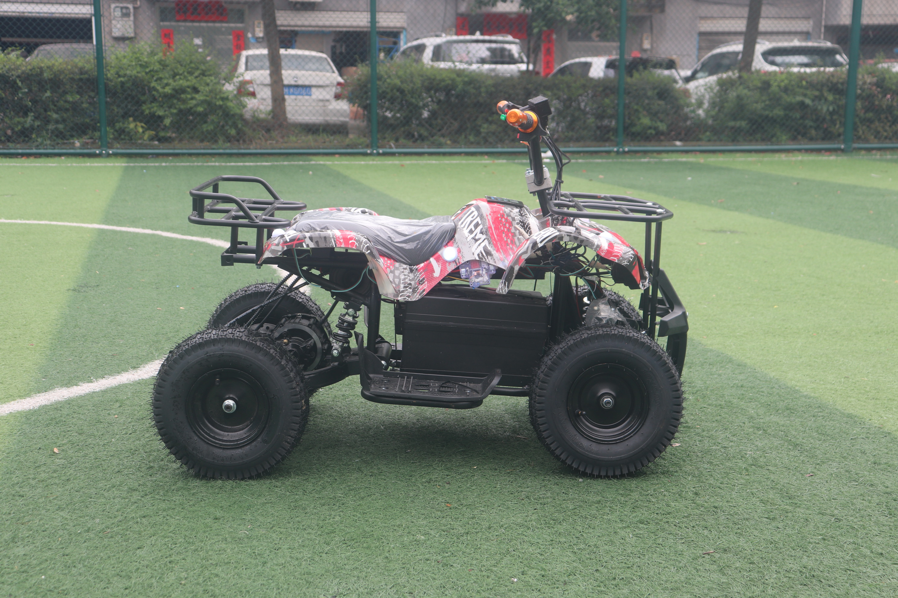 Electric quad battery box with water proof