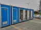 Toilettes publiques intégrées