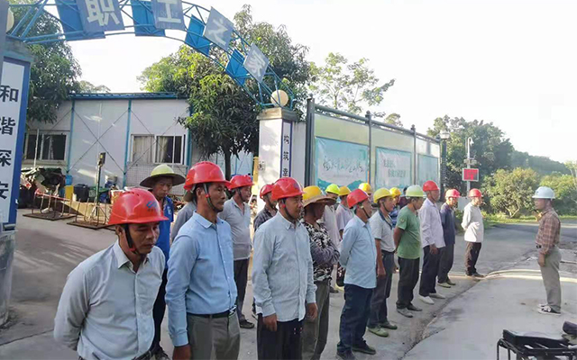 Lightweight Modern Prefab Warehouse Construction Process