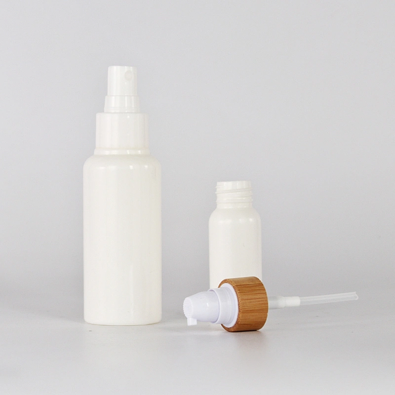 Packaging cosmetic spray pump bottle with bamboo with bamboo lid