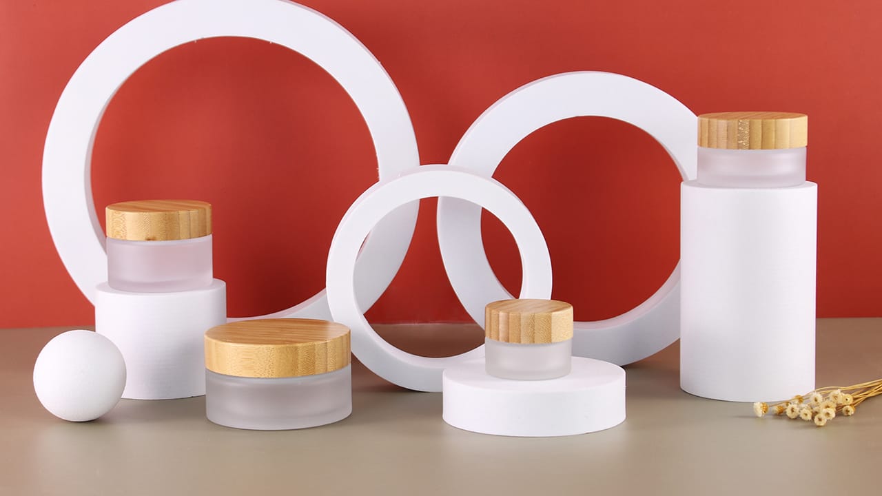Cream Jars with Wooden Lid