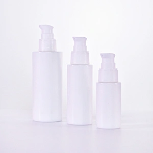 Round glass cosmetic opal glass bottles with wooden lid