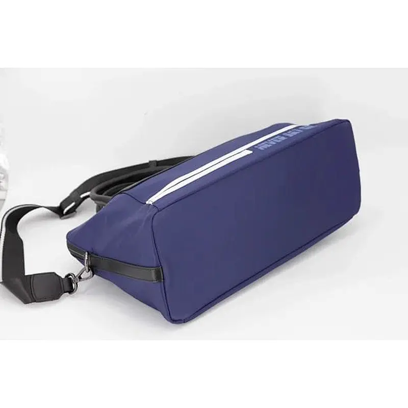 High quality fashion shoulder sports bag