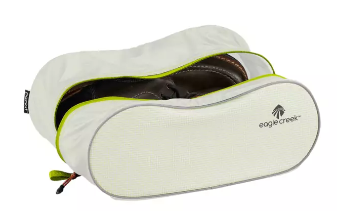 Pencil bag type cosmetic bag