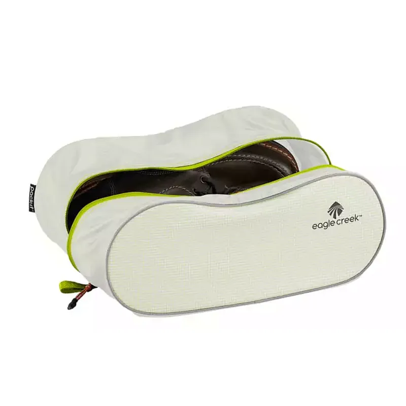 Pencil bag type cosmetic bag