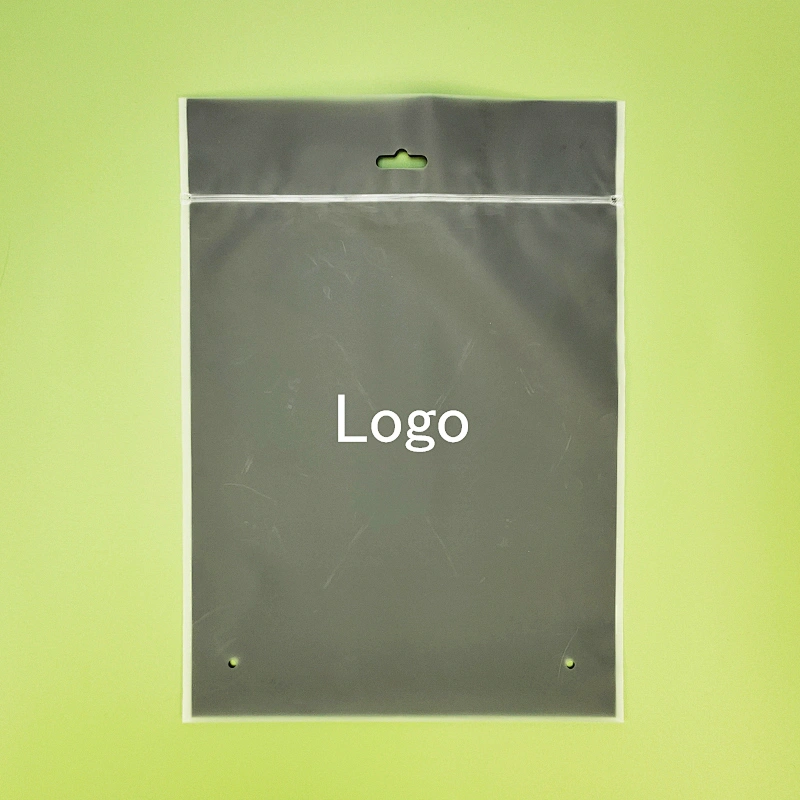 Custom biodegradable handle bags packaging bag supplier reusable ziplock bag for clothing packaging
