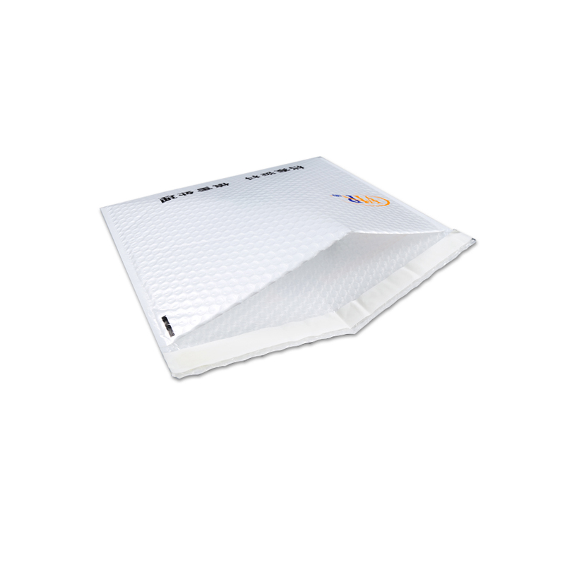 white bubble mailer bags