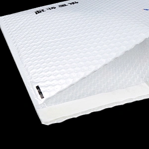 White bubble mailer bags for packing articles