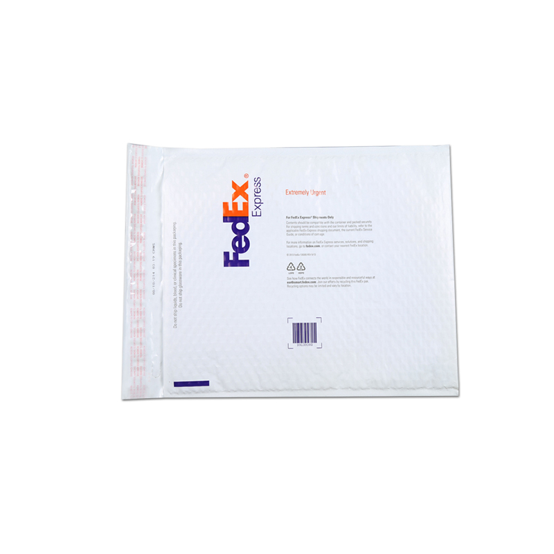 white bubble mailer bags