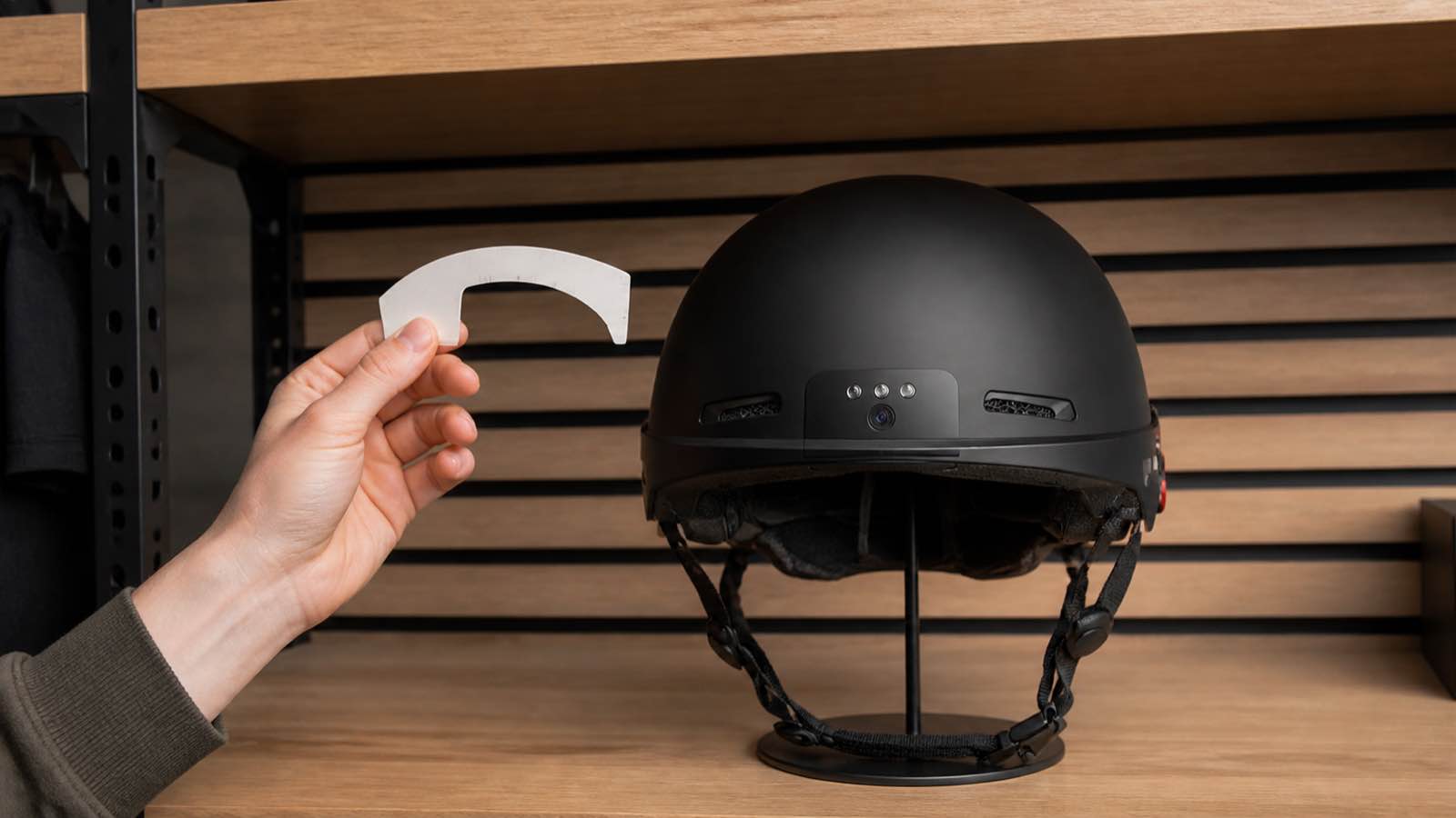 RAW2-BT helmet camera OEM packaging and channel planning