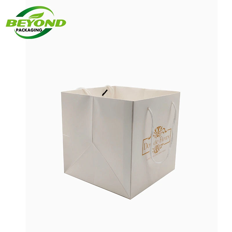 Customized Design Wholesale Cheap Price High Quality Shopping Paper Bags For Round Hat Box Christmas Gift Products Packaging