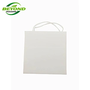Wholesale Custom Logo Gold Foil LOGO Luxury White Gift Bags Shopping bags Cardboard Paper Shopping Bags With Your Own Logo