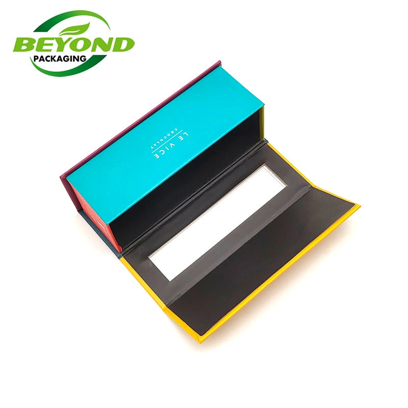 Wholesale Luxury Custom Design Colorful Cardboard Magnetic Closure Gift Small Box For Macaron Packaging With  Clear Lid Window