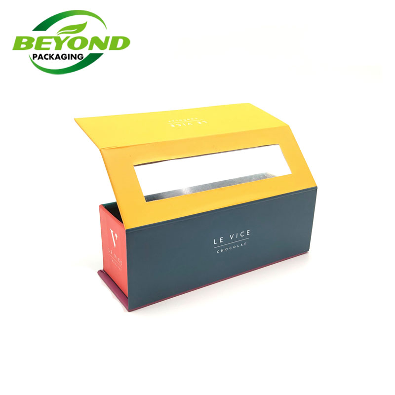 Wholesale Luxury Custom Design Colorful Cardboard Magnetic Closure Gift Small Box For Macaron Packaging With  Clear Lid Window