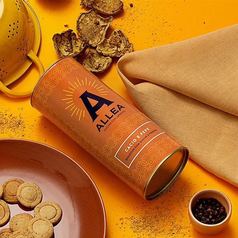 Custom Cardboard Cylinder Tube Packaging Food for Potato Chips Tube Coffee Bean Nuts Round Box Wholesale Cardboard Cylinder