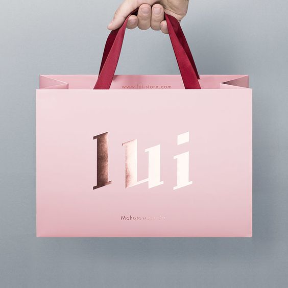 High Quality Eco Friendly Luxury Custom Print Logo Gift Shopping Paper Bag With Custom Color Ribbon Handle
