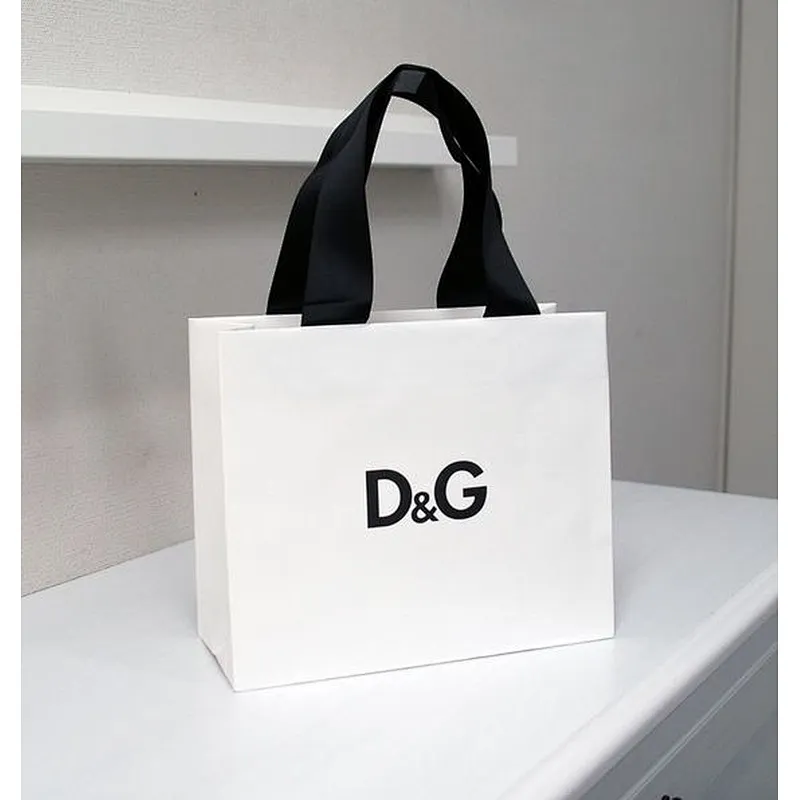 High quality custom luxury clothes store retail packaging gift carry bags boutique shopping paper bags with your own logo