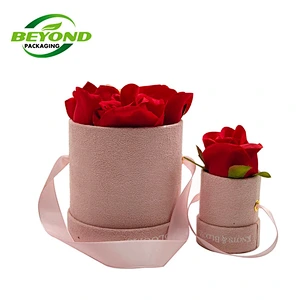 Fashion Attractive Design Round Pink Velvet Flower Box With Gold Stamping Velvet Boxes For Christmas Gift