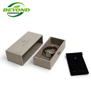 Wholesale Biodegradable Customized Fashion Design Jewelry Display Packaging White Black Packaging Paper Gift Boxes With Logo