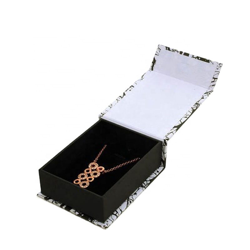 Factory  Environmental Protection Hard Paper Magnetic Closure Lid Jewelry Gift Box Fancy Gift Boxes