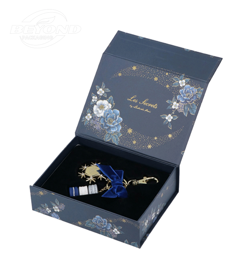 Custom Logo Foldable Magnetic Premium Luxury Recyclable Rigid Cardboard Paper Packaging Clothing Jewelry Box Flip Top Gift Boxes