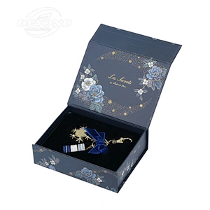 Custom Logo Foldable Magnetic Premium Luxury Recyclable Rigid Cardboard Paper Packaging Clothing Jewelry Box Flip Top Gift Boxes