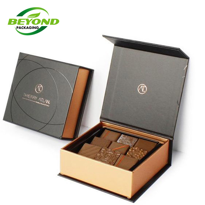 Custom  Empty Gift Recycled Packaging Cardboard Boxes with Magnetic Closure for Tea Chocolate Paper Tubes With EVA