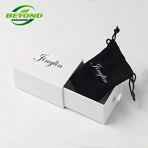 Wholesale Biodegradable Customized Fashion Design Jewelry Display Packaging White Black Packaging Paper Gift Boxes With Logo