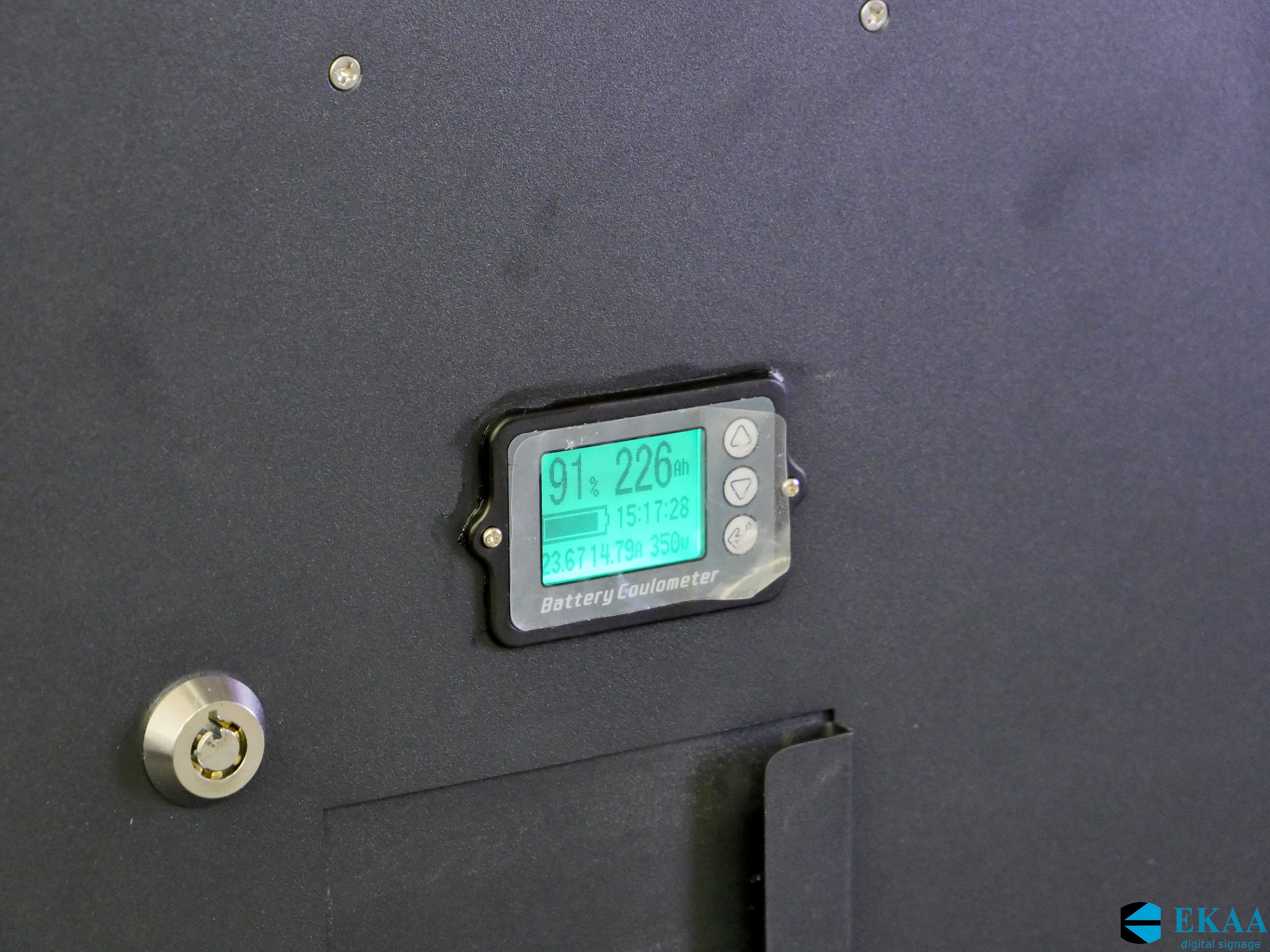 Outdoor Battery Portable Displays