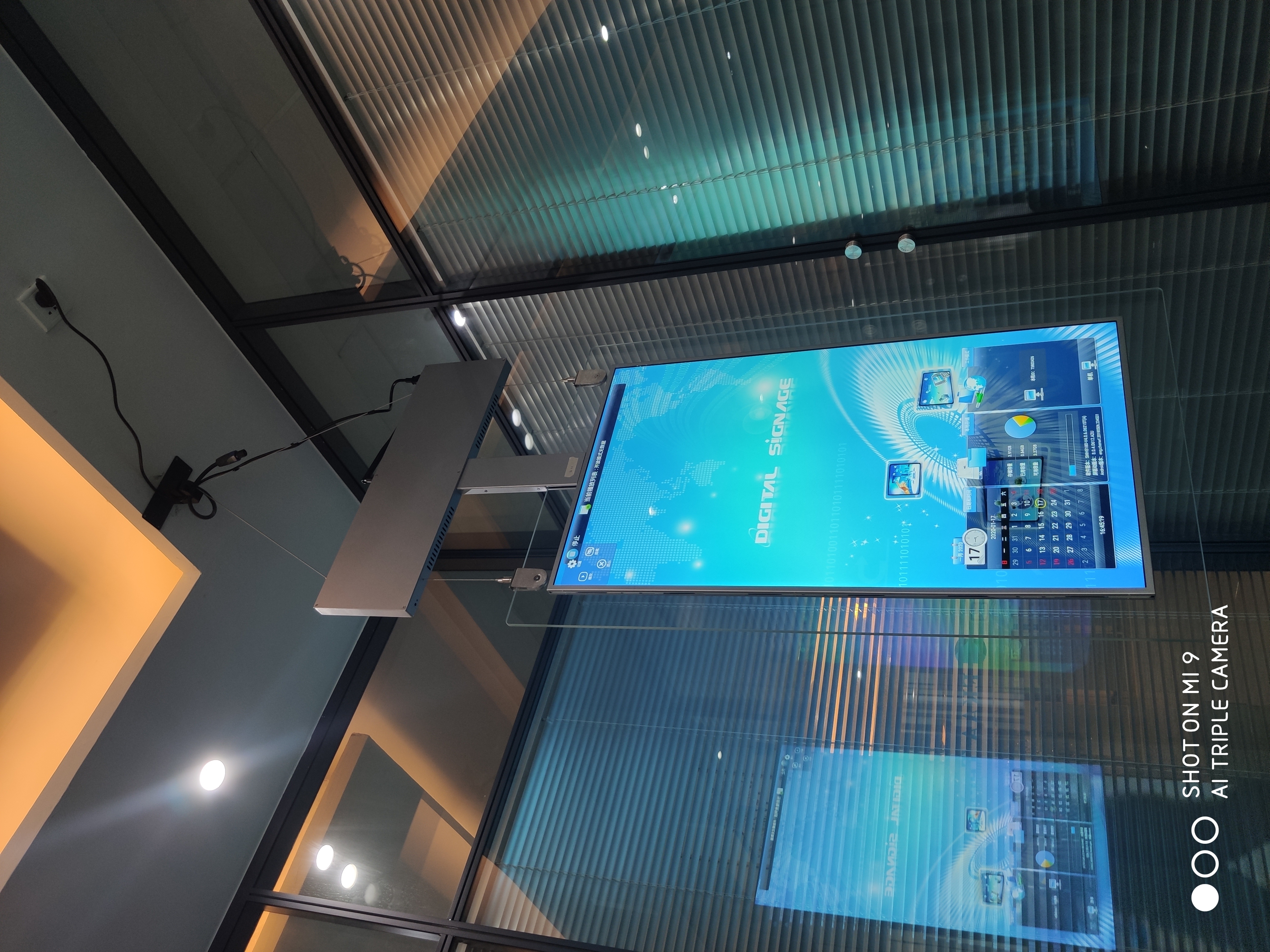 Ultra-thin ceiling double sides displays