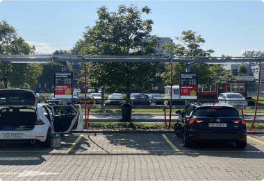 Outdoor Display for gas station