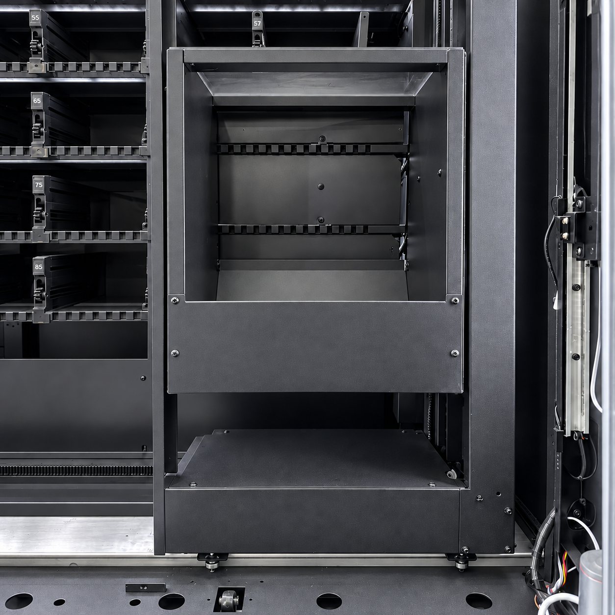 Öffnen Sie den WEIMI WM900-Schrank mit dem XY-Hebemechanismus und dem Produkttransferfach