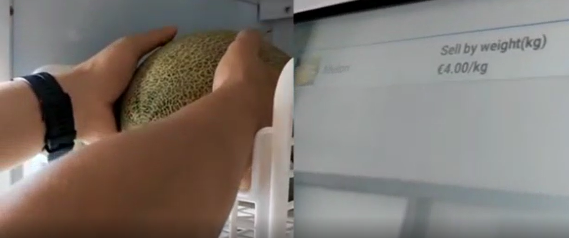 EE.UU.: Máquina expendedora de snacks y bebidas en EE.UU. Máquina expendedora inteligente Micron para vender coca cola y patatas fritas