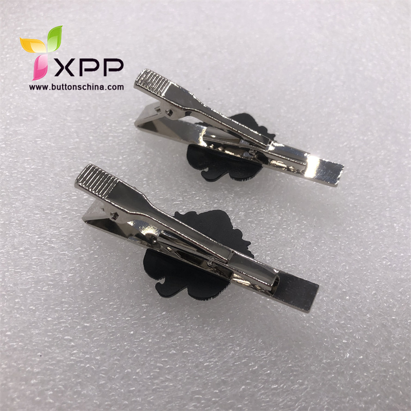 Stylish metal tie clip