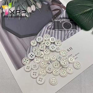 white color plastic pear button fashion 4h button pear button
