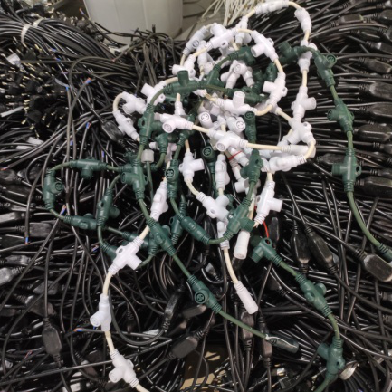 Plugs of various specifications  the white black wire   Manufacturer wholesale   Light fittings   accessories